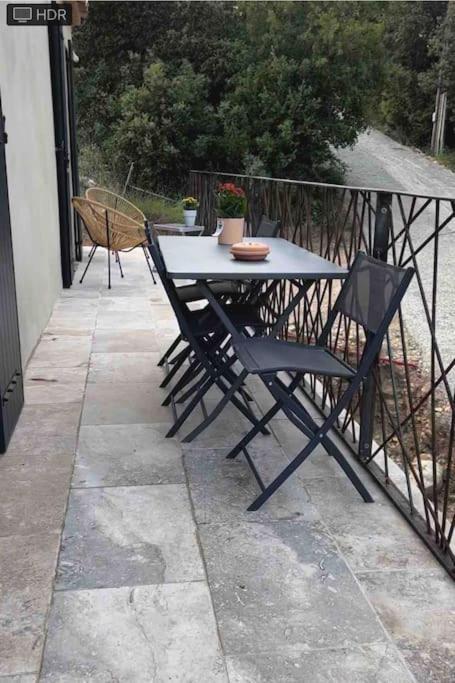 Apartamento Loft Pied De Coline Au Calme Ginasservis Exterior foto