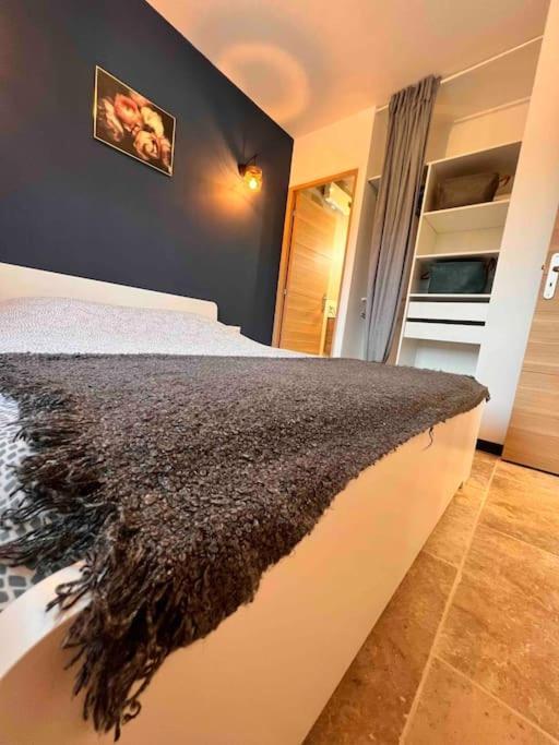 Apartamento Loft Pied De Coline Au Calme Ginasservis Exterior foto